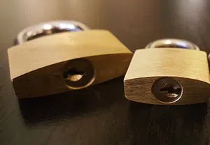 Union Locksmith Store New York, NY 212-301-6238 - key-broke-in-lock